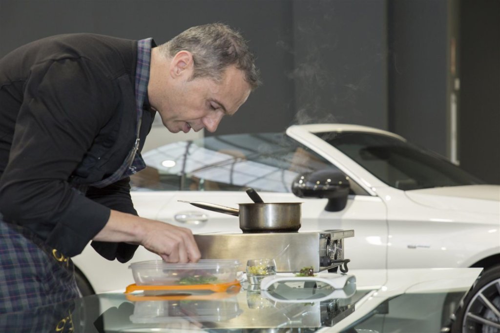 Esta mañana ha sido presentada la segunda edición del Concurso Aires Creati­vos en el espacio Mercedes-Benz Valencia, un certamen donde los colores, aromas y sabores